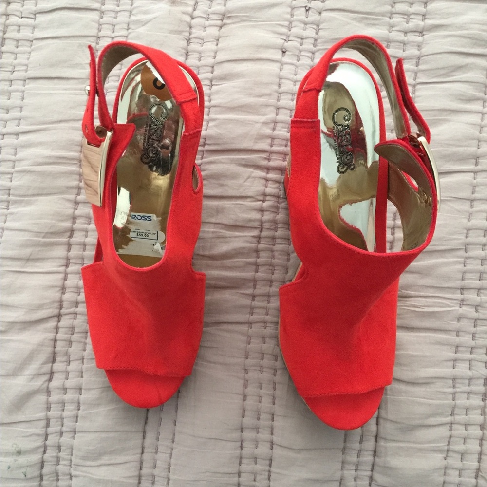 Shoes - Picture 2 of 3